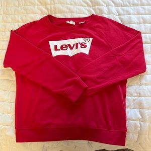 Levi’s pullover